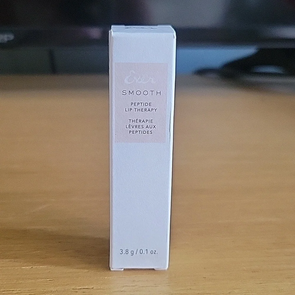 NIB Ever Skincare Smooth Peptide Lip Therapy-Berry